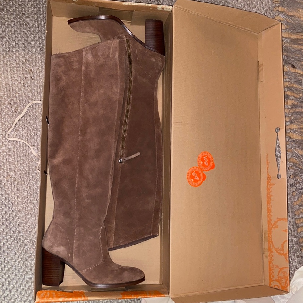 Latigo Knee high boots